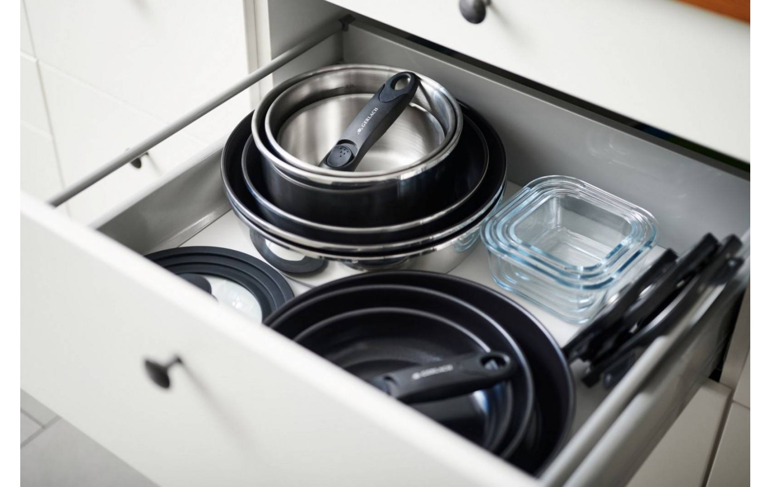 Topfset 16/20cm SMART STEEL + Pfanne 24cm + 2xDeckel + Griff