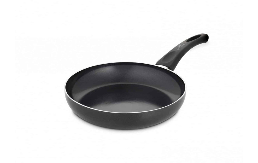Topfset 8 Teile BRAVA + 2xPfannen 24/28cm INITIAL Topfset 8 Teile BRAVA + 2xPfannen 24/28cm INITIAL