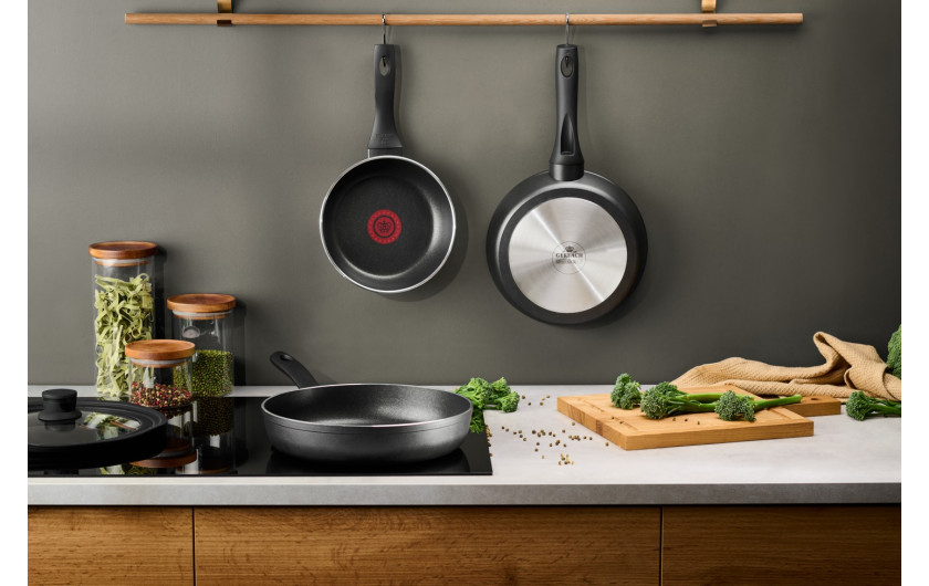 Pfanne 20cm + Pfanne 24cm + Pfanne 28cm CONTRAST ThermoCoat Pfanne 20cm + Pfanne 24cm + Pfanne 28cm CONTRAST ThermoCoat