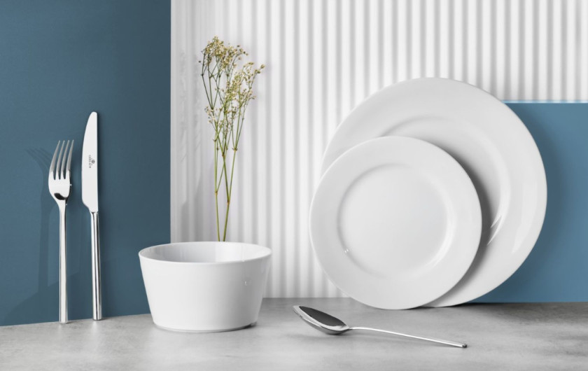 Besteckset 24 Teile + Geschirrset 18 Teile MODERN für 6 Personen Besteckset 24 Teile + Geschirrset 18 Teile MODERN für 6 Personen