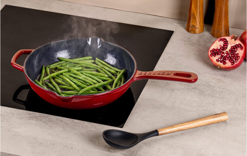 Gusseisenpfanne 28 cm NATUR IRON Bordeauxrot Gusseisenpfanne 28 cm NATUR IRON Bordeauxrot